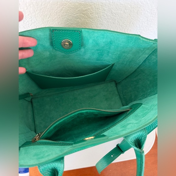 M Gemi The Elena Medio Tote in Jewel Green - Picture 10 of 16